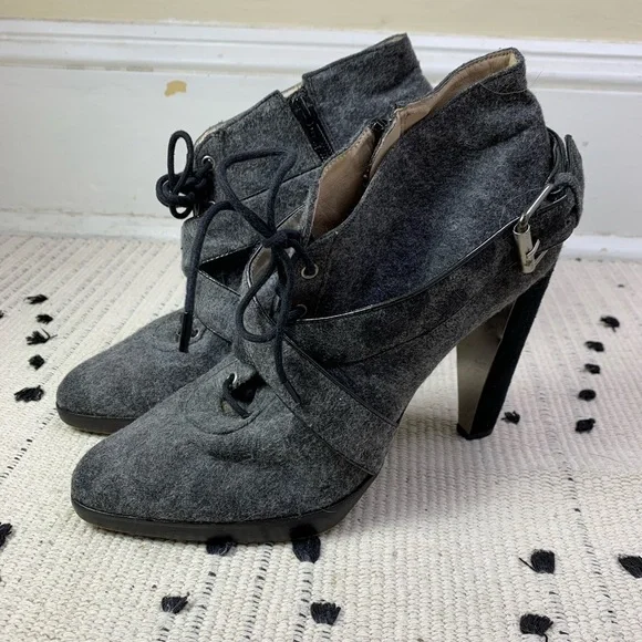 REBECCA TAYLOR Lace Up Heeled Grey Ankle Booties 9 - Picture 4 of 10